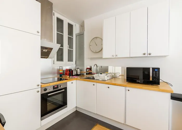 Luxurious 1 Bedroom Republique Vinaigriers Free Netflix Διαμέρισμα Παρίσι